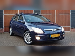 Hyundai i30 CW - 1.6i Dynamic Bns, Trekhaak, Bluetooth, NAP, Airco
