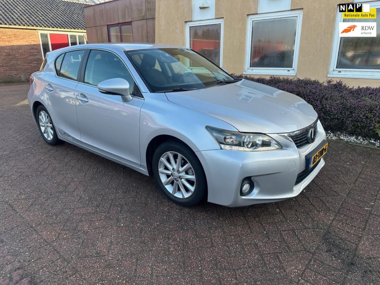 Lexus CT 200h - Hybrid NAVI CAMERA LED DEALER OH - AutoWereld.nl