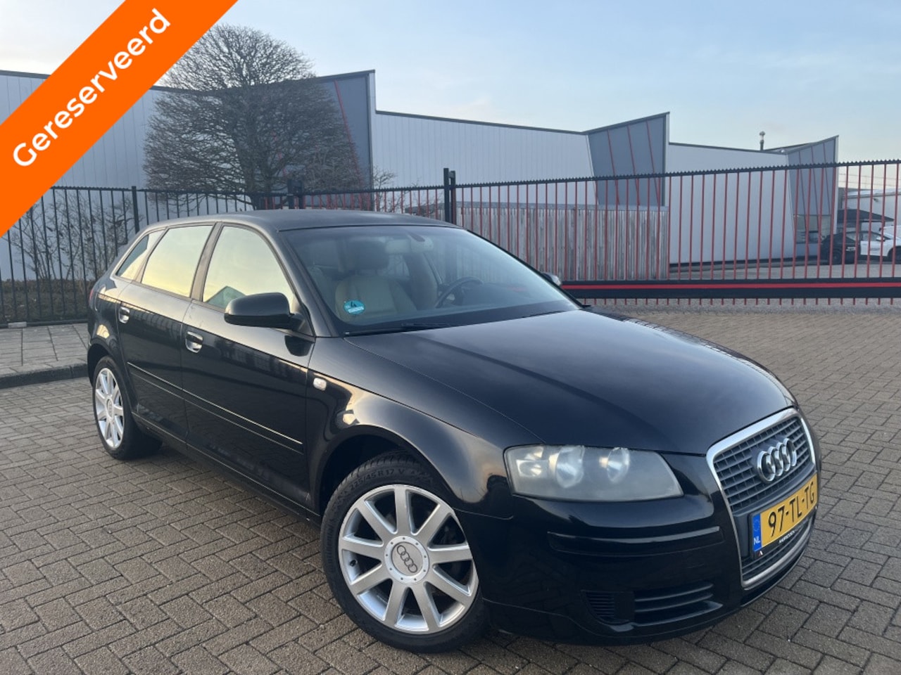 Audi A3 Sportback - 2.0 TDI Ambiente Luxe Leer/Clima/New km Nap - AutoWereld.nl