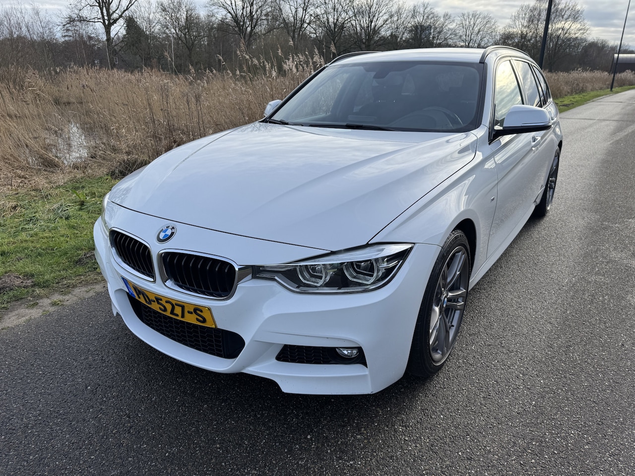 BMW 3-serie Touring - 320i High Executive M Sport - AutoWereld.nl