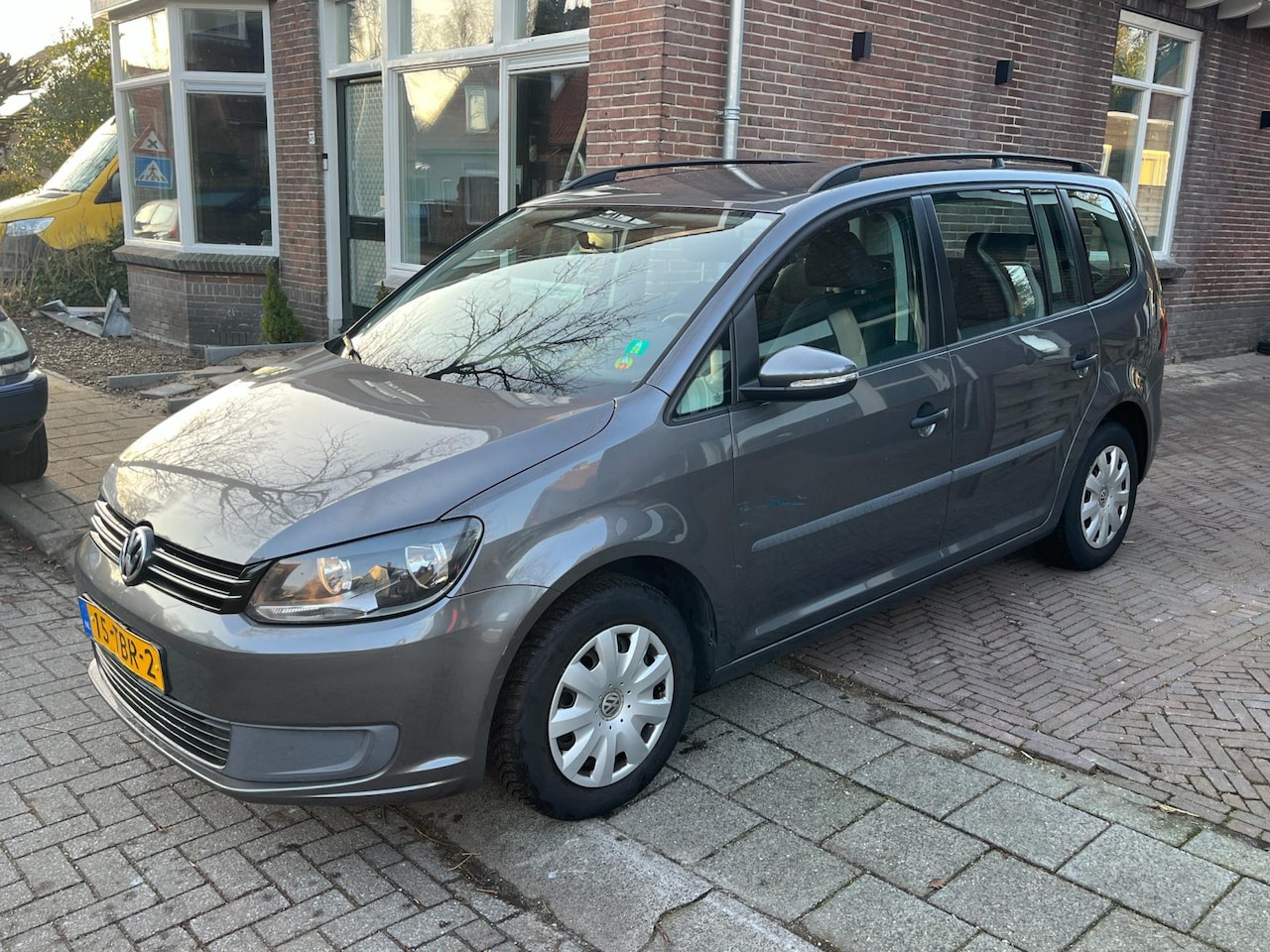 Volkswagen Touran - 1.2 TSI Trendline Bluemotion 7p. 1.2 TSI Trendline Bluemotion 7-personen - AutoWereld.nl