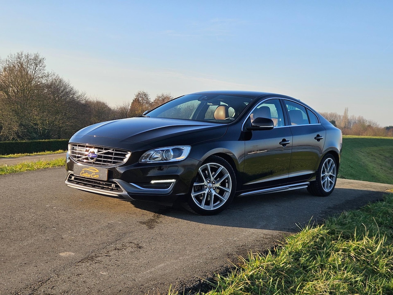 Volvo S60 - 2.0 T5 Summum | NL Auto | Ember Black Pearl - AutoWereld.nl