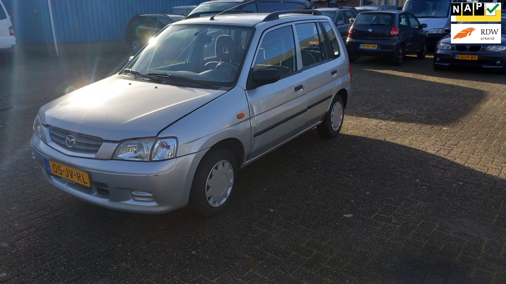 Mazda Demio - 1.5 Exclusive Automaat Airco - AutoWereld.nl