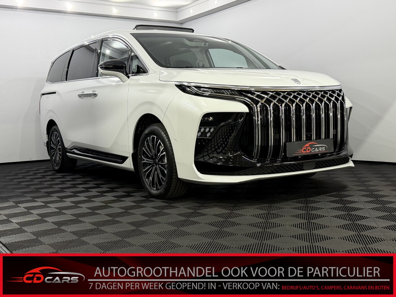 DFSK Forthing - 9 HEV U-Tour 9 Pano, Leder, 360 Camera, Navi, Elektrische achterklep, Keyless start, Elekt - AutoWereld.nl