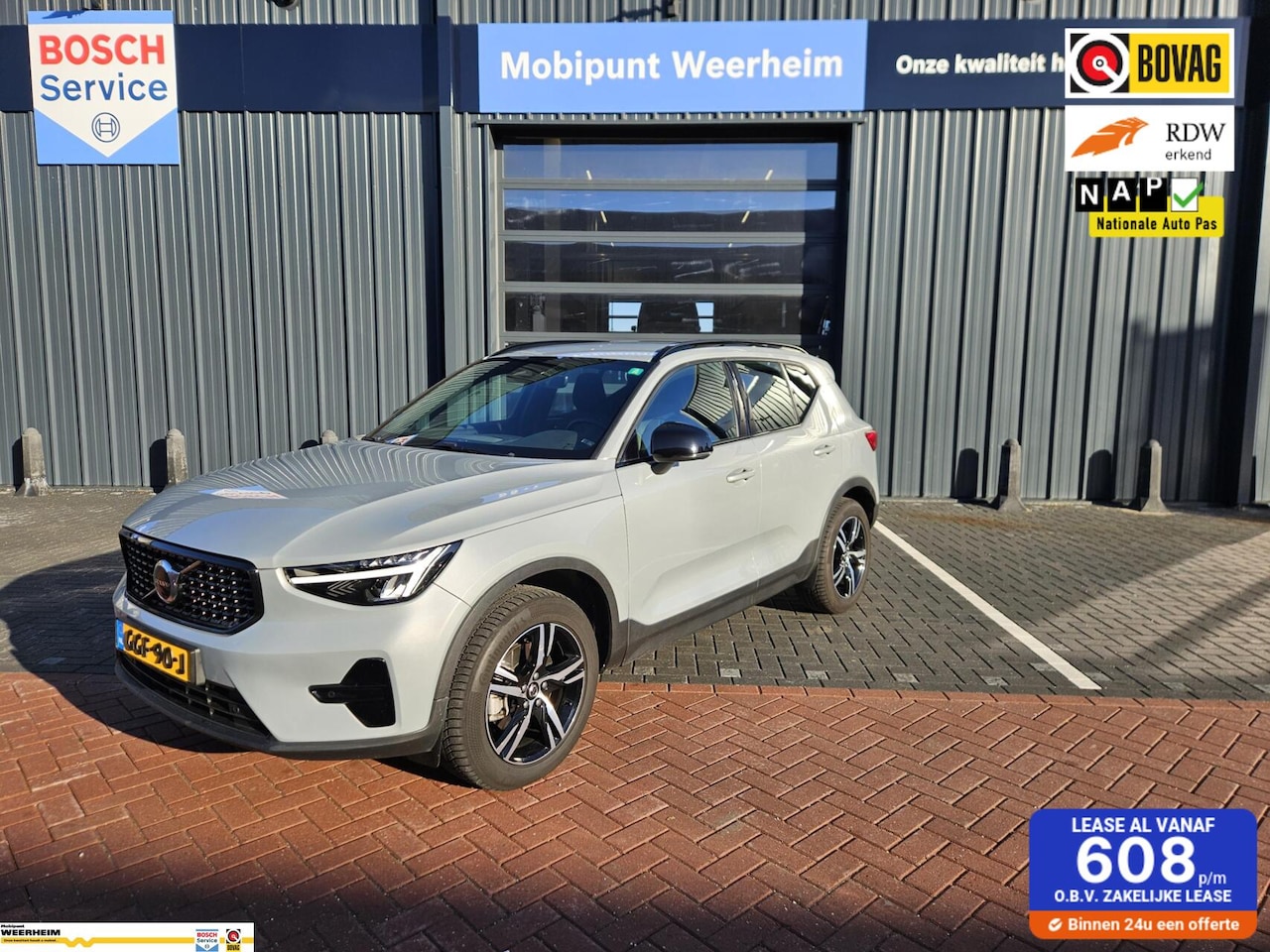 Volvo XC40 - 2.0 B4 Plus Black Edition 2.0 B4 Plus Black Edition - AutoWereld.nl