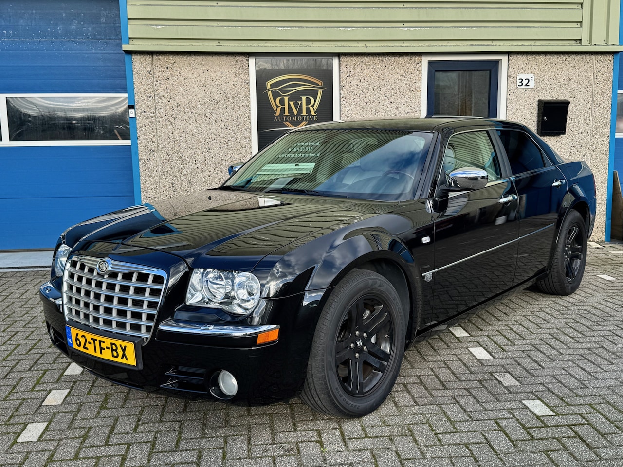 Chrysler 300C - 3.5 V6 UNIEK ORIGINEEL NEDERLANDS - AutoWereld.nl