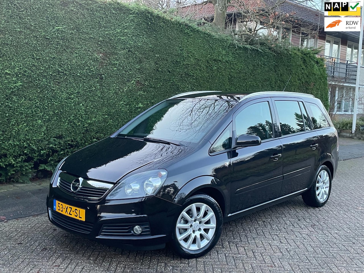 Opel Zafira - 1.8 AIRCO/CRUISE/PDC V+A/LAGE KM/RIJDT SUPER!!! - AutoWereld.nl