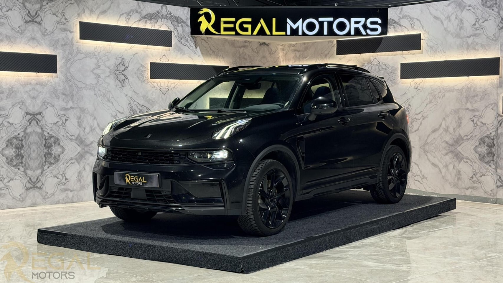 Lynk & Co 01 - 1.5 Plug-In Hybrid 262pk Black | 360 camera - AutoWereld.nl