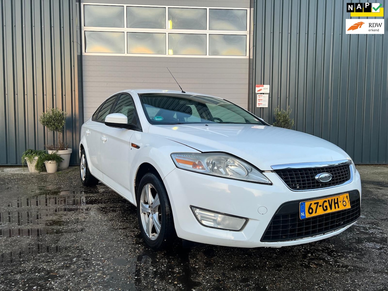 Ford Mondeo - 2.0-16V Trend- Airco - AutoWereld.nl