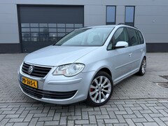 Volkswagen Touran - 1.6 OPTIVE 7 - PERSOONS / TREKHAAK / CAMERA / TREKHAAK