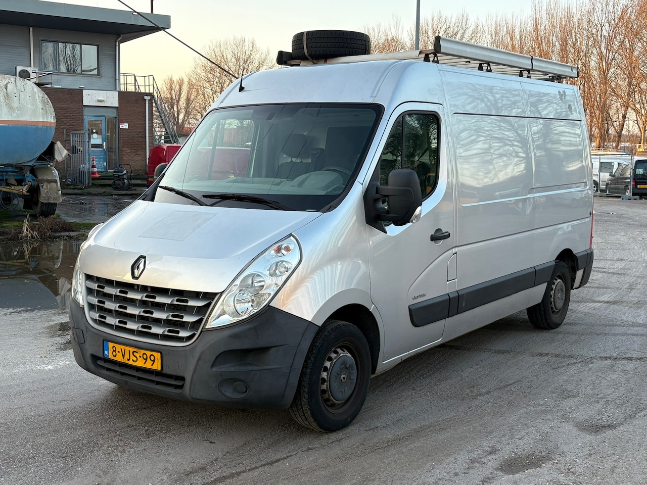 Renault Master - T35 2.3 dCi L3 DL HD T35 2.3 dCi L3 DL HD - AutoWereld.nl