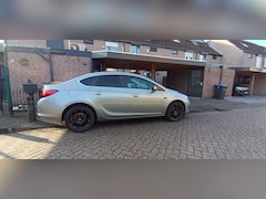 Opel Astra - 1.4 Turbo Cosmo 165PK