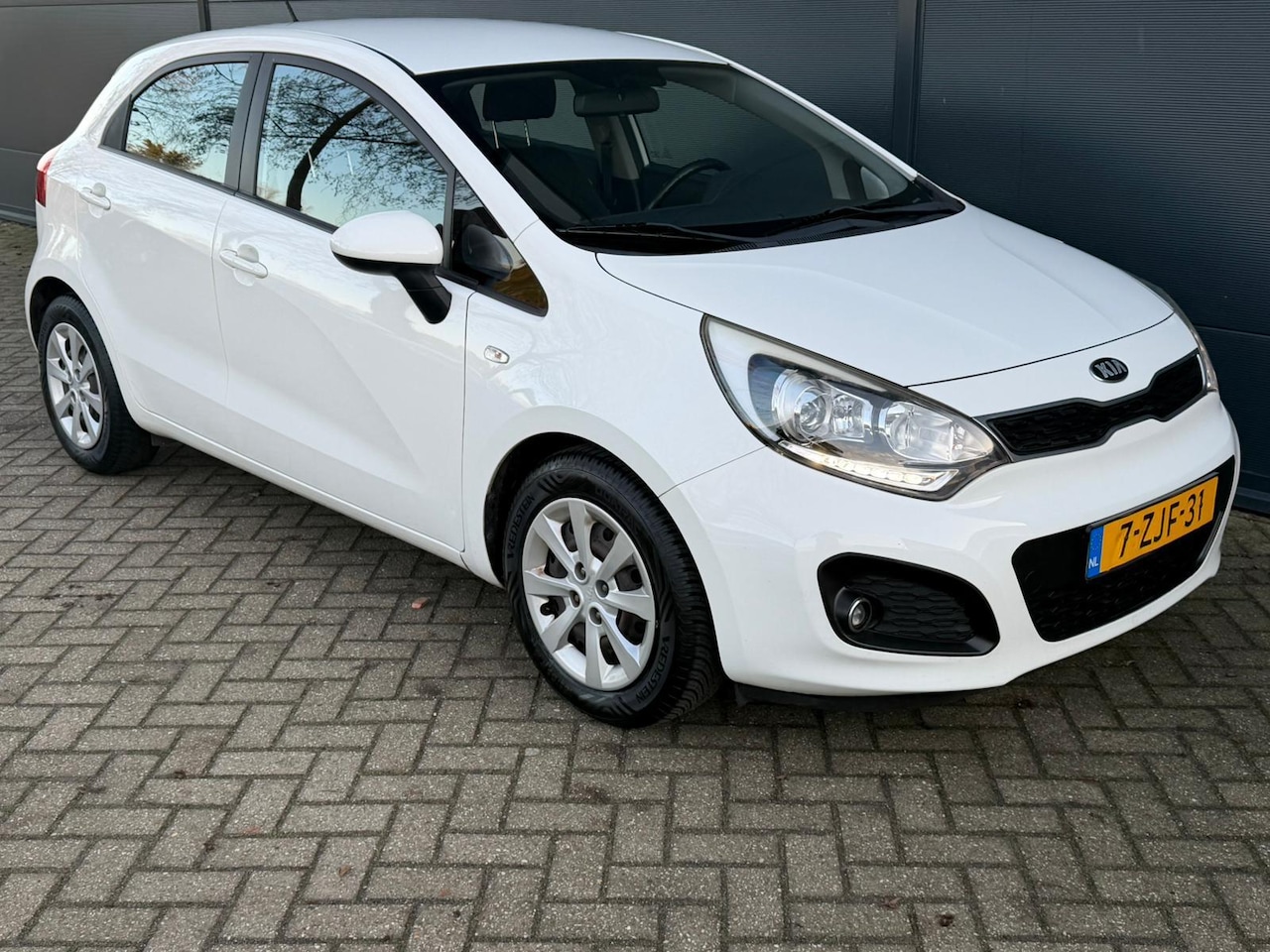 Kia Rio - 1.2 CVVT BusinessLine 1.2 CVVT BusinessLine - AutoWereld.nl