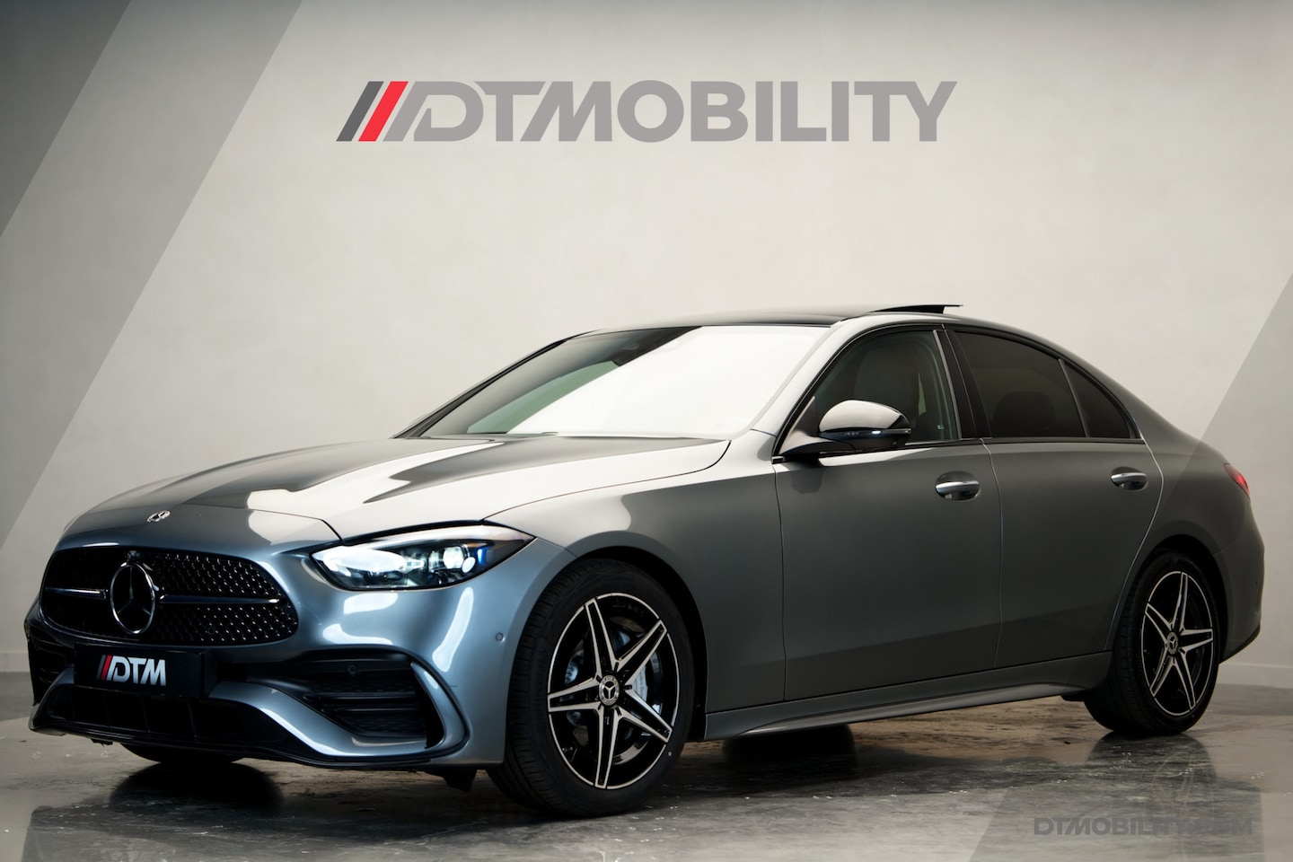 Mercedes-Benz C-klasse - 200 AMG | Vol optie! | Burmester | Pano - AutoWereld.nl