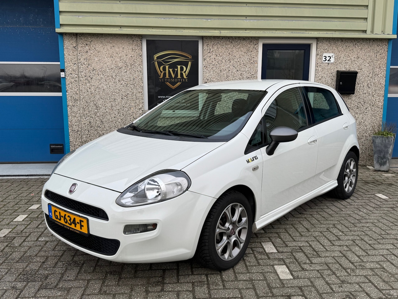 Fiat Punto Evo - 0.9 TwinAir Young Nieuwe koppeling - AutoWereld.nl