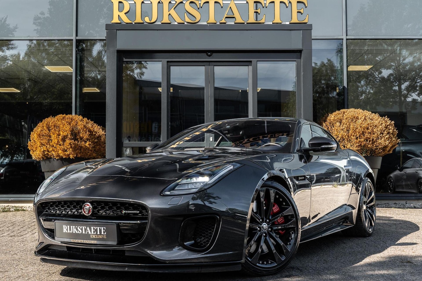 Jaguar F-type - 3.0 V6 AWD R-Dynamic|PANO|MERIDIAN|20''|MEMORY - AutoWereld.nl