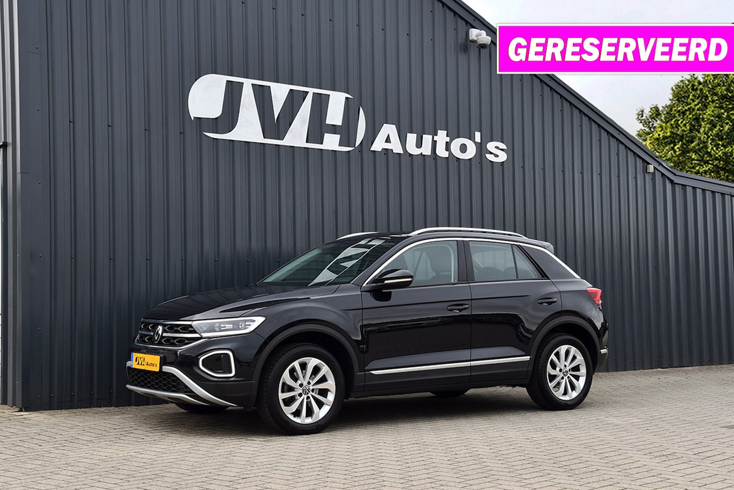 Volkswagen T-Roc - 1.5 TSi 150pk AUT/DSG Sport Style 06-2024 | Virtual CP | 1/2Leder | Full-LED | F1 | Cam - AutoWereld.nl