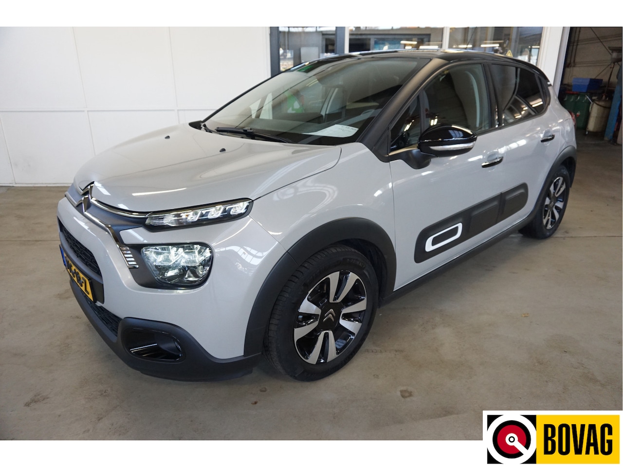 Citroën C3 - 1.2 PureTech Ambiance Camera Navi Keyless LM.Velgen - AutoWereld.nl