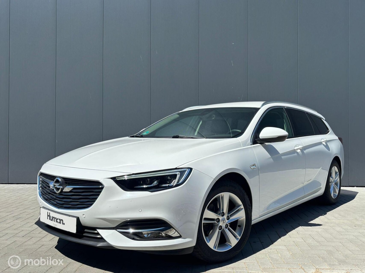 Opel Insignia Sports Tourer - 1.5 Turbo Edition 140 pk leder - AutoWereld.nl