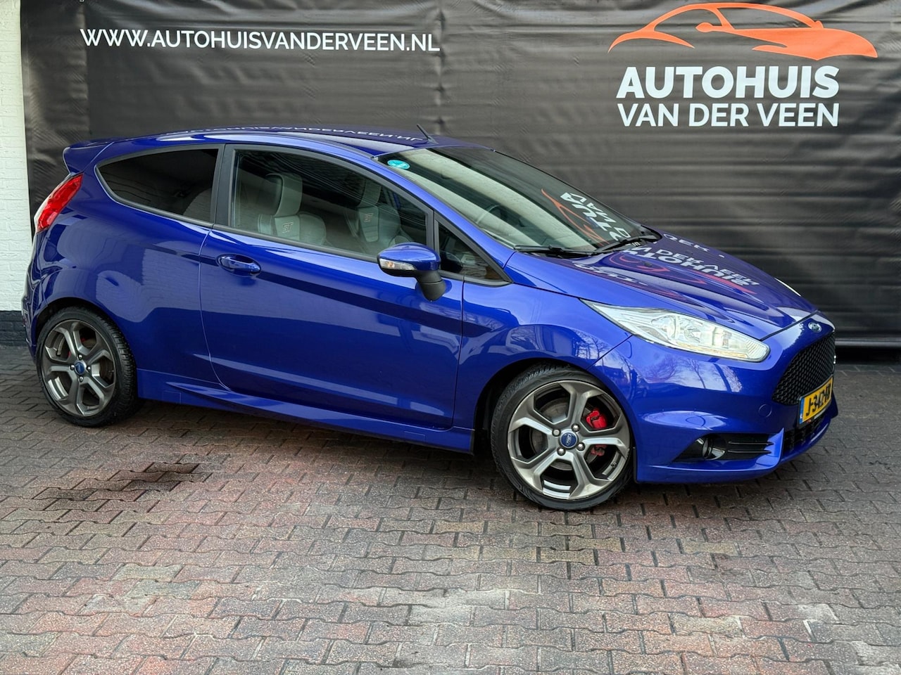 Ford Fiesta - 1.6 ST2 1.6 ST2, 182 PK, Clima/Cruise/PDC/Stoelverwarming/Etc! - AutoWereld.nl