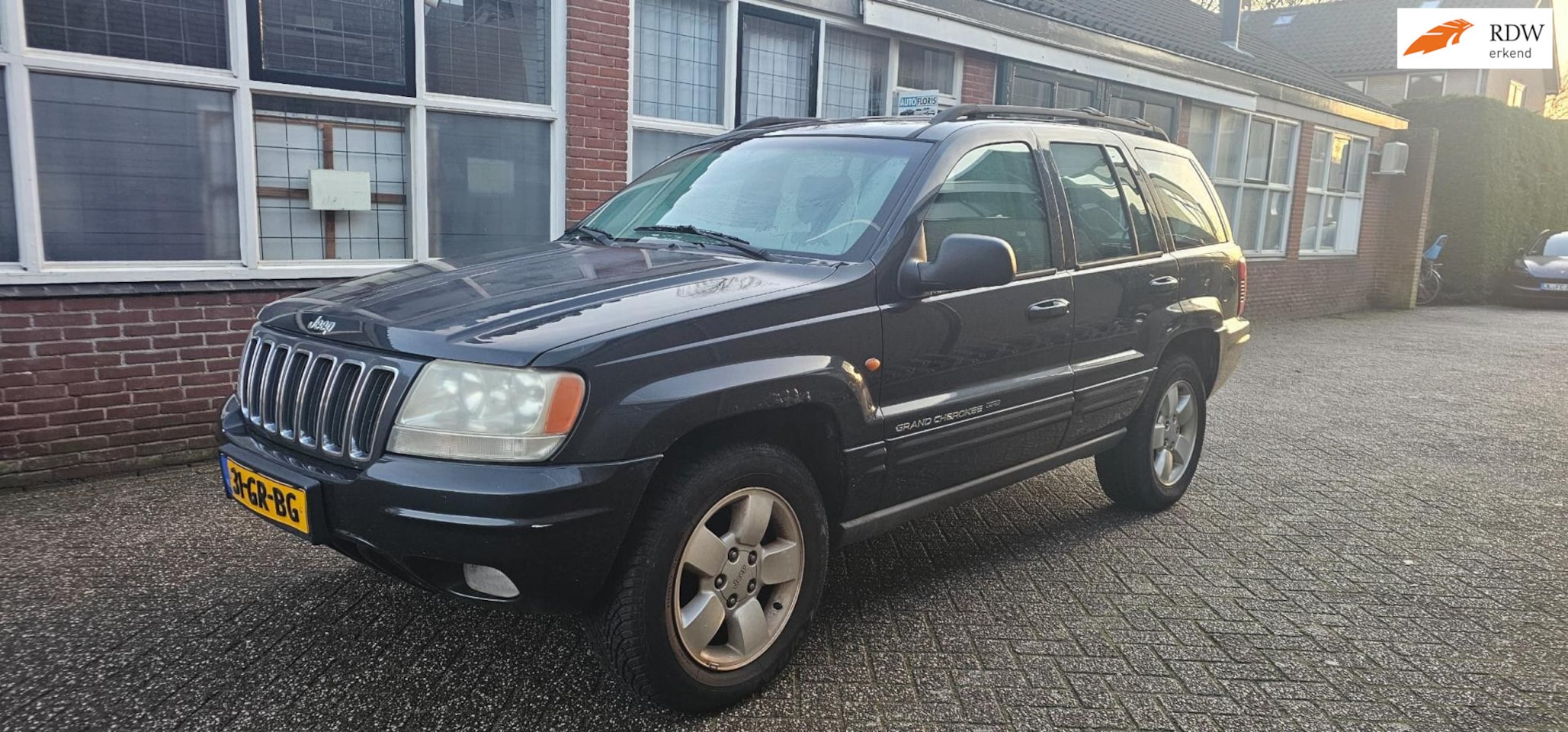 Jeep Grand Cherokee - 4.7i V8 Limited 4.7i V8 Limited - AutoWereld.nl