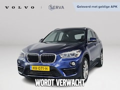 BMW X1 - xDrive20i | Panoramadak | Stoelverwarming | Parkeercamera | Trekhaak