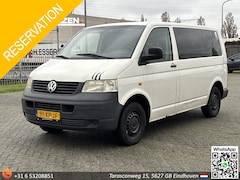 Volkswagen Transporter Kombi - 1.9 TDI 300 Baseline € 4.450 MARGE | 9 Persoons |