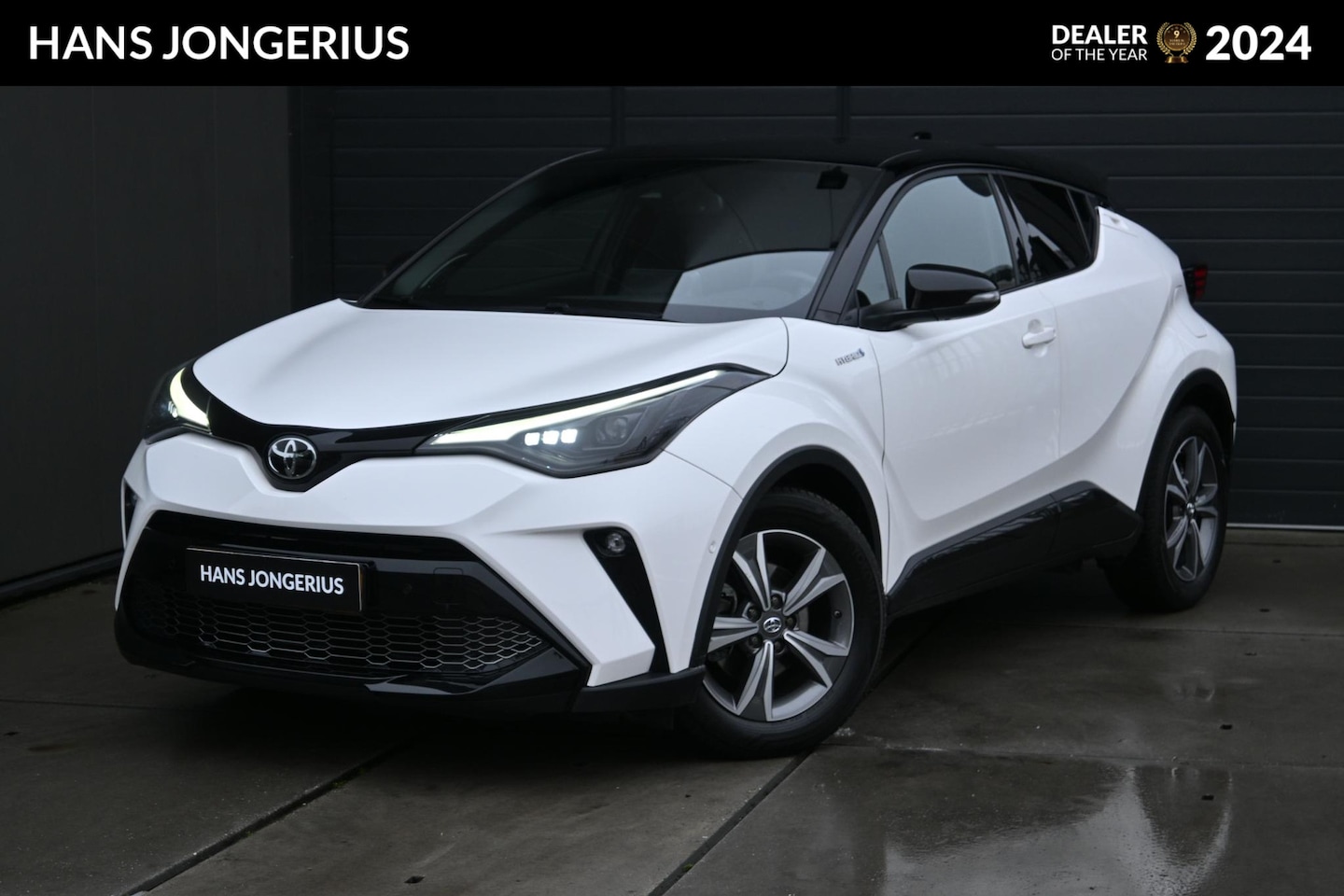 Toyota C-HR - 1.8 Hybrid GR-Sport | AUTOMAAT | CAMERA | STOELVERWARMING | NAVI | JBL | CRUISE CONTROL | - AutoWereld.nl