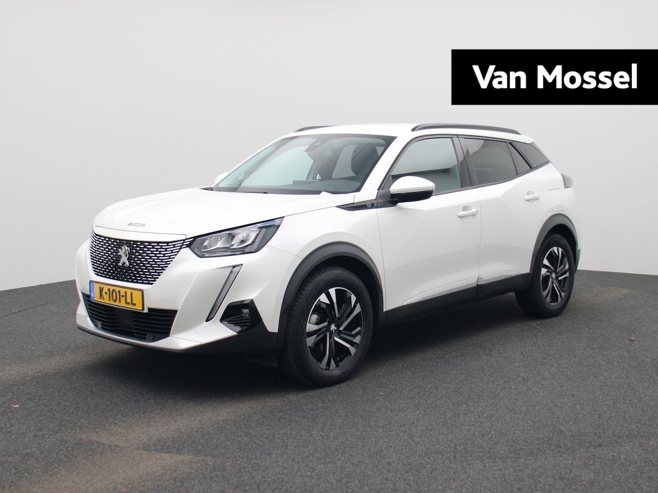 Peugeot e-2008 - EV Blue Lease Allure 50 kWh - AutoWereld.nl