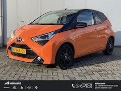 Toyota Aygo - 1.0 VVT-i x-cite / Airco / Navigatie / Achteruitrij camera / Lm velgen / Automaat /