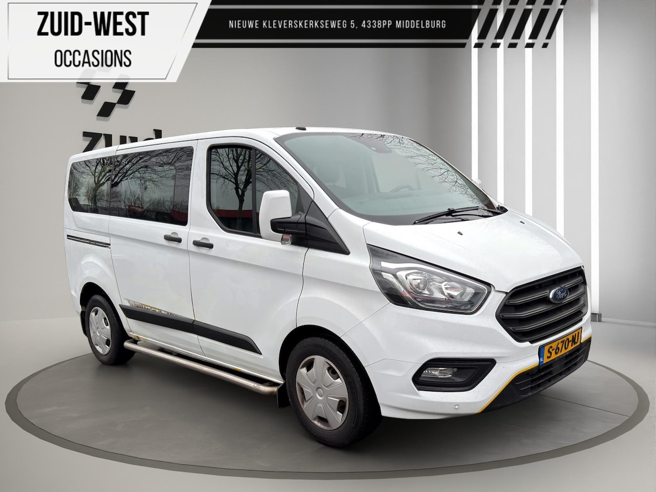 Ford Transit Custom - 320 2.0 TDCI L1H1 9 Persoons Motor defect - AutoWereld.nl