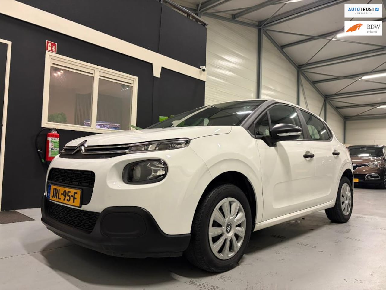 Citroën C3 - 1.2 PureTech C-Series - AutoWereld.nl