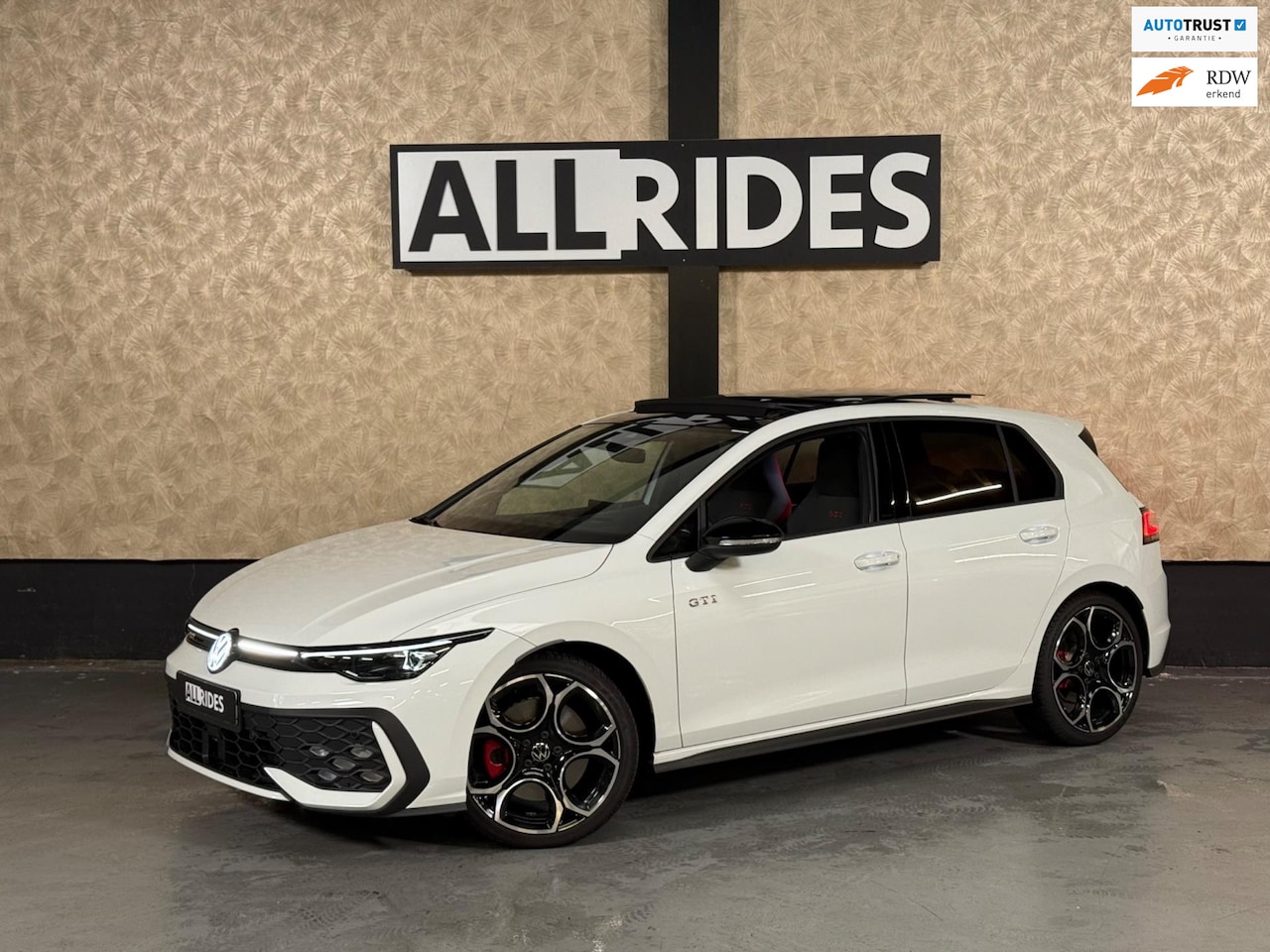 Volkswagen Golf - 2.0 TSI GTI 8.5 Facelift | HUD | Harman/Kardon | Camera | Pano - AutoWereld.nl