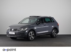 Volkswagen Tiguan - 1.4 TSI eHybrid Life/Active 245 pk Automaat (DSG) | Navigatie | Panoramadak | Parkeersenso