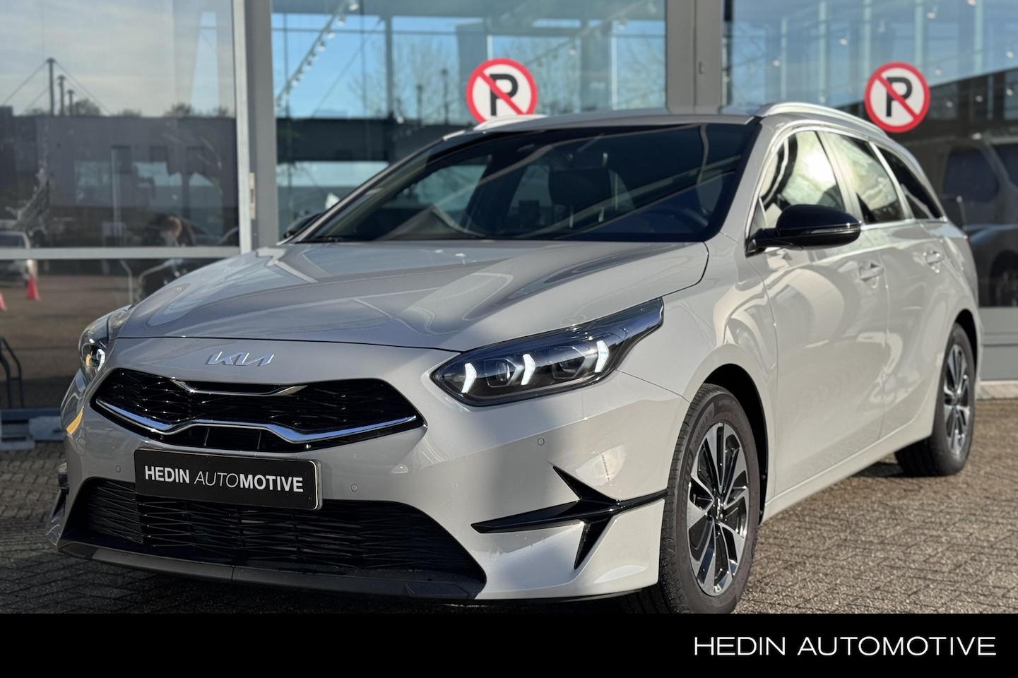 Kia Cee'd Sportswagon - Ceed 1.0 T-GDi Design Edition Half leder/Stof bekleding | Achteruitrijcamera | Parkeersens - AutoWereld.nl