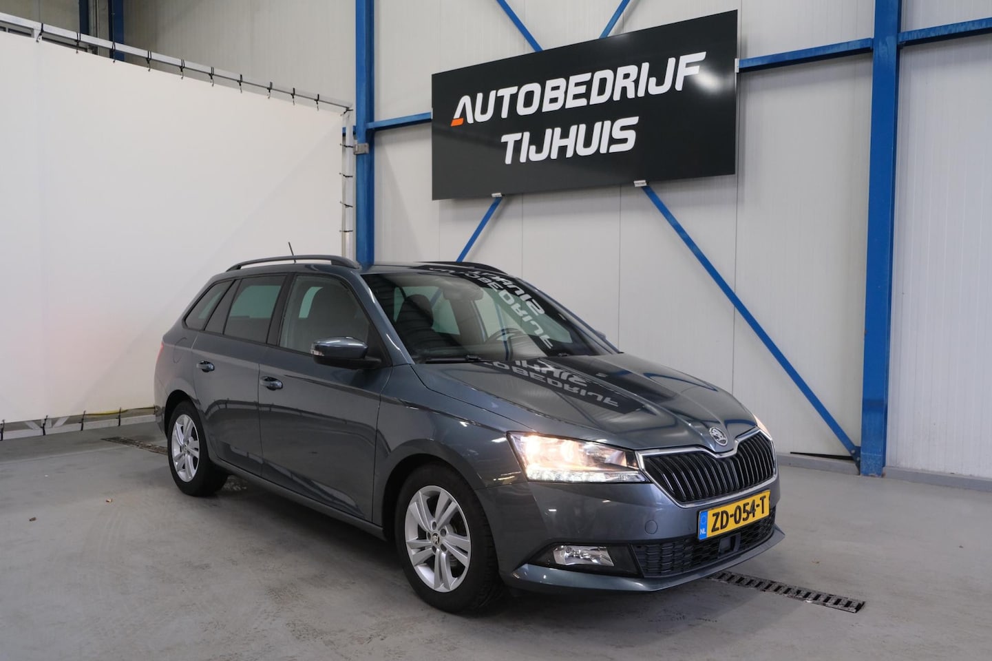 Skoda Fabia Combi - 1.0 TSI Style - N.A.P. Airco, Cruise, Navi, PDC. - AutoWereld.nl