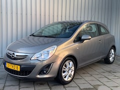 Opel Corsa - 1.2-16V Anniversary Edition