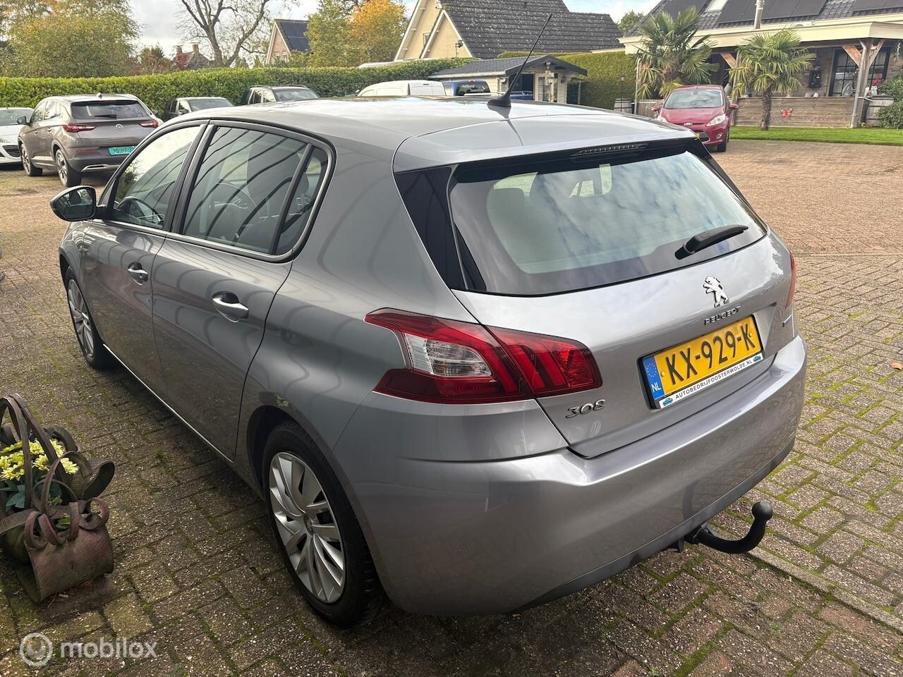 Peugeot 308 - 1.2 PureTech Blue Lease NAP//AIRCO//NAVI//CRUISE//TREKHAAK