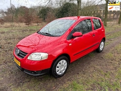 Volkswagen Fox - 1.2 Trendline Nieuwe APK bij aflevering