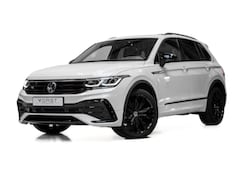 Volkswagen Tiguan - 1.5 TSI R-Line Black Pakket Trekhaak Pano