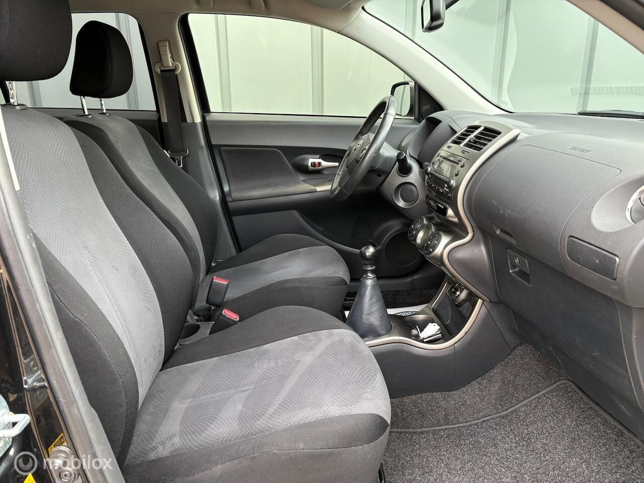 Toyota Urban Cruiser - 1.3 VVT-i Aspiration NAP//AIRCO//ELEC.RAMEN//5DRS