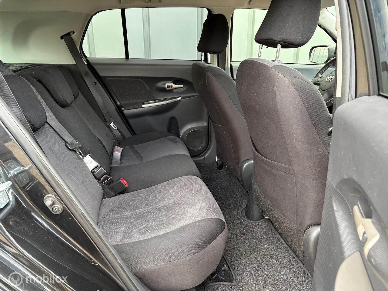 Toyota Urban Cruiser - 1.3 VVT-i Aspiration NAP//AIRCO//ELEC.RAMEN//5DRS