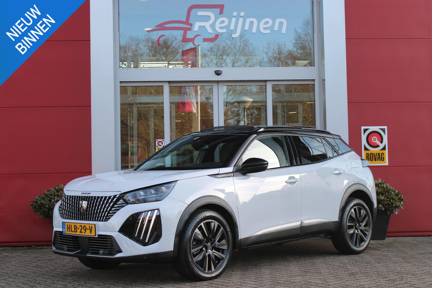 Peugeot 2008 - 1.2 145PK HYbrid GT | PANORAMISCH SCHUIF / KANTELDAK | NAVIGATIE | ADAPTIVE CRUISE CONTROL - AutoWereld.nl