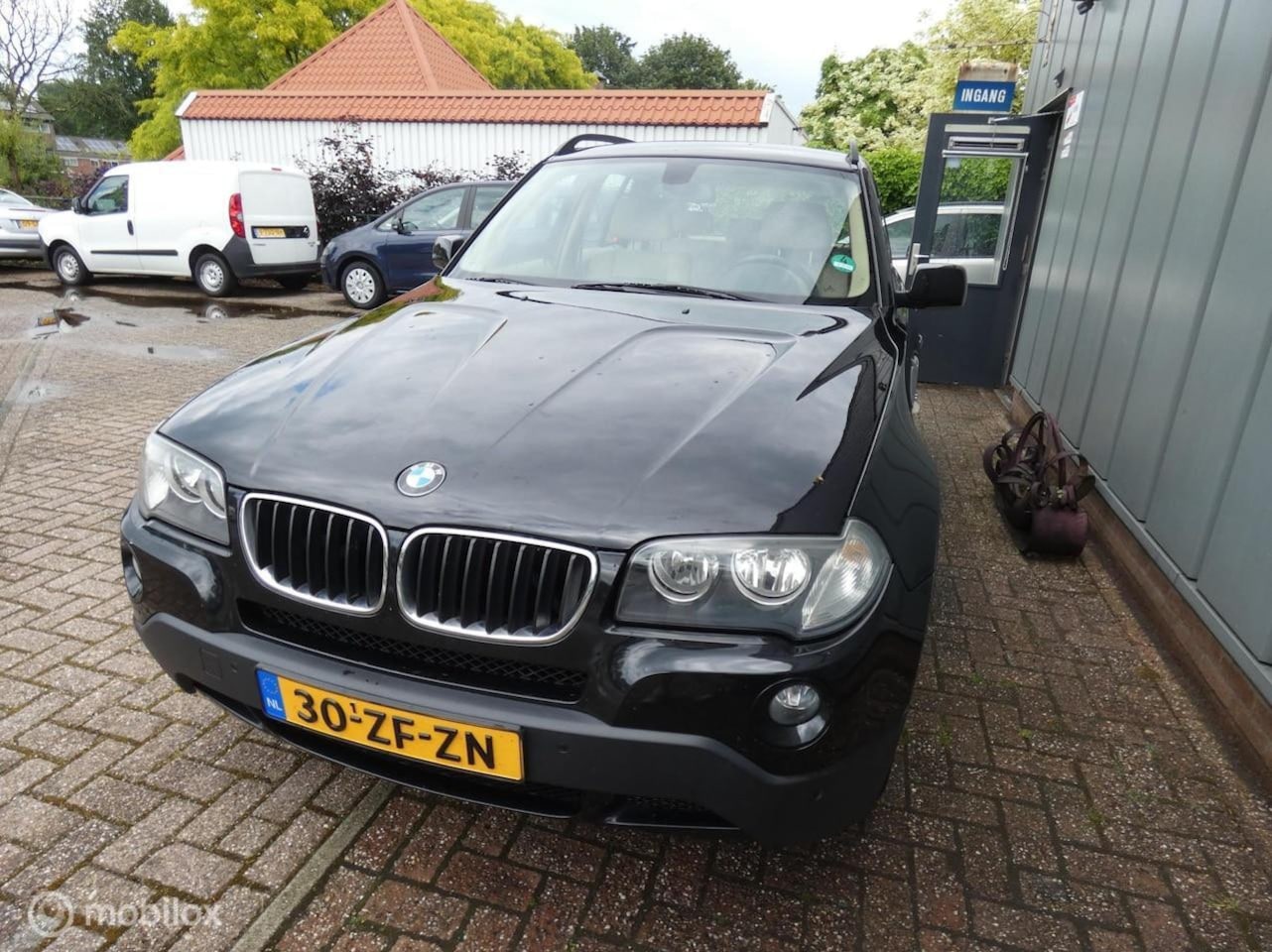 BMW X3 - 2.0i Executive AIRCO//NAVI//CRUISE//TREKHAAK//CV+AB