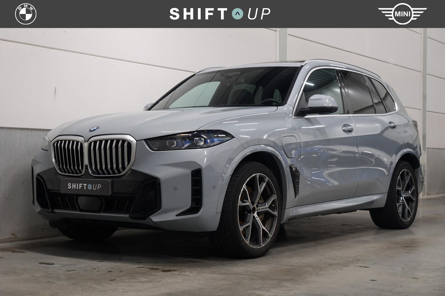 BMW X5 - xDrive50e M-Sport | Panoramadak | CoPilot | Harman Kardon | Merino leder - AutoWereld.nl