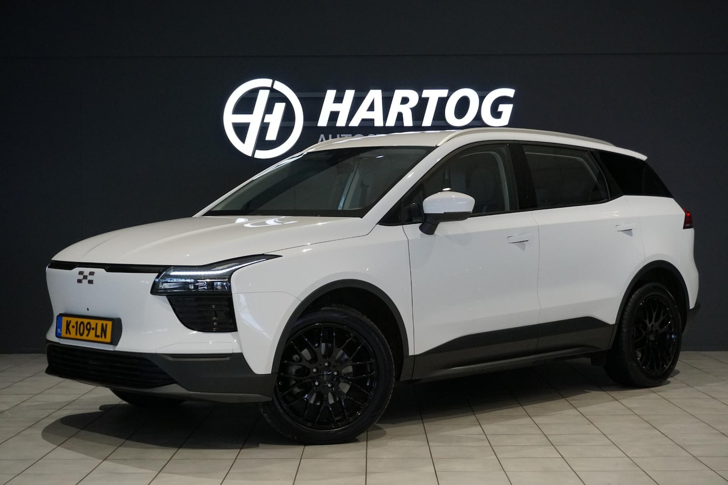 Aiways U5 - 63kWh + 19 INCH LMV / 360 CAMERA / ADAPTIEVE CRUISE / APPLE CARPLAY - AutoWereld.nl