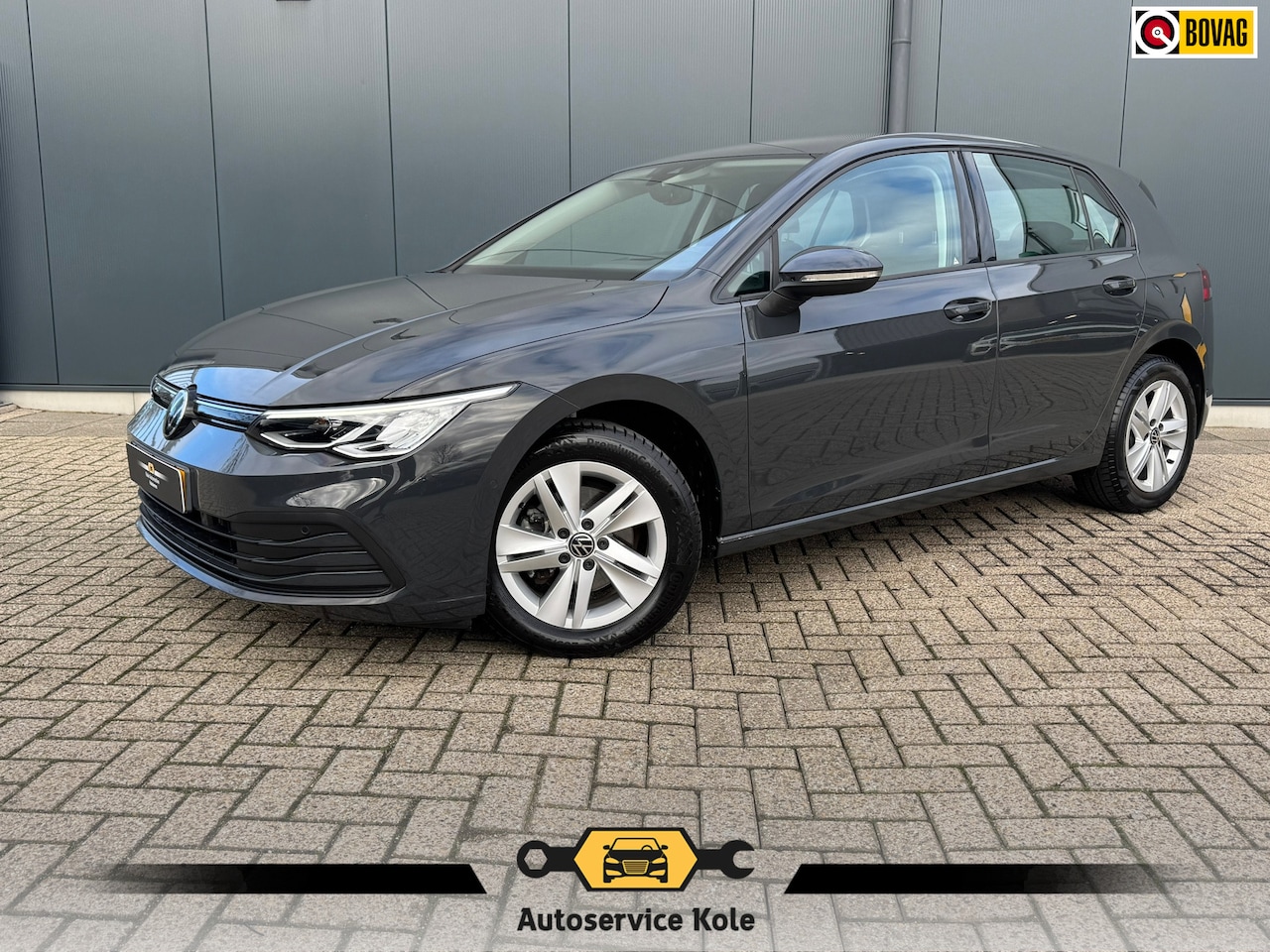 Volkswagen Golf - 1.0 TSI Life * Memory * Massage * Camera * Side Assist * - AutoWereld.nl