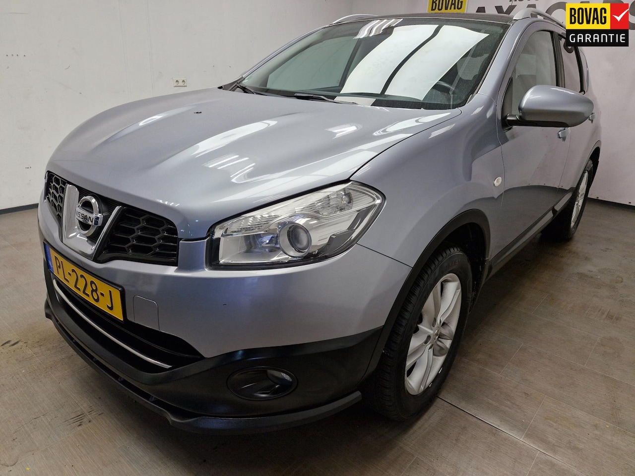 Nissan Qashqai - 2.0 Connect Edition GARANTIE ! NIEUWE APK ! GLAZEN DAK ! - AutoWereld.nl