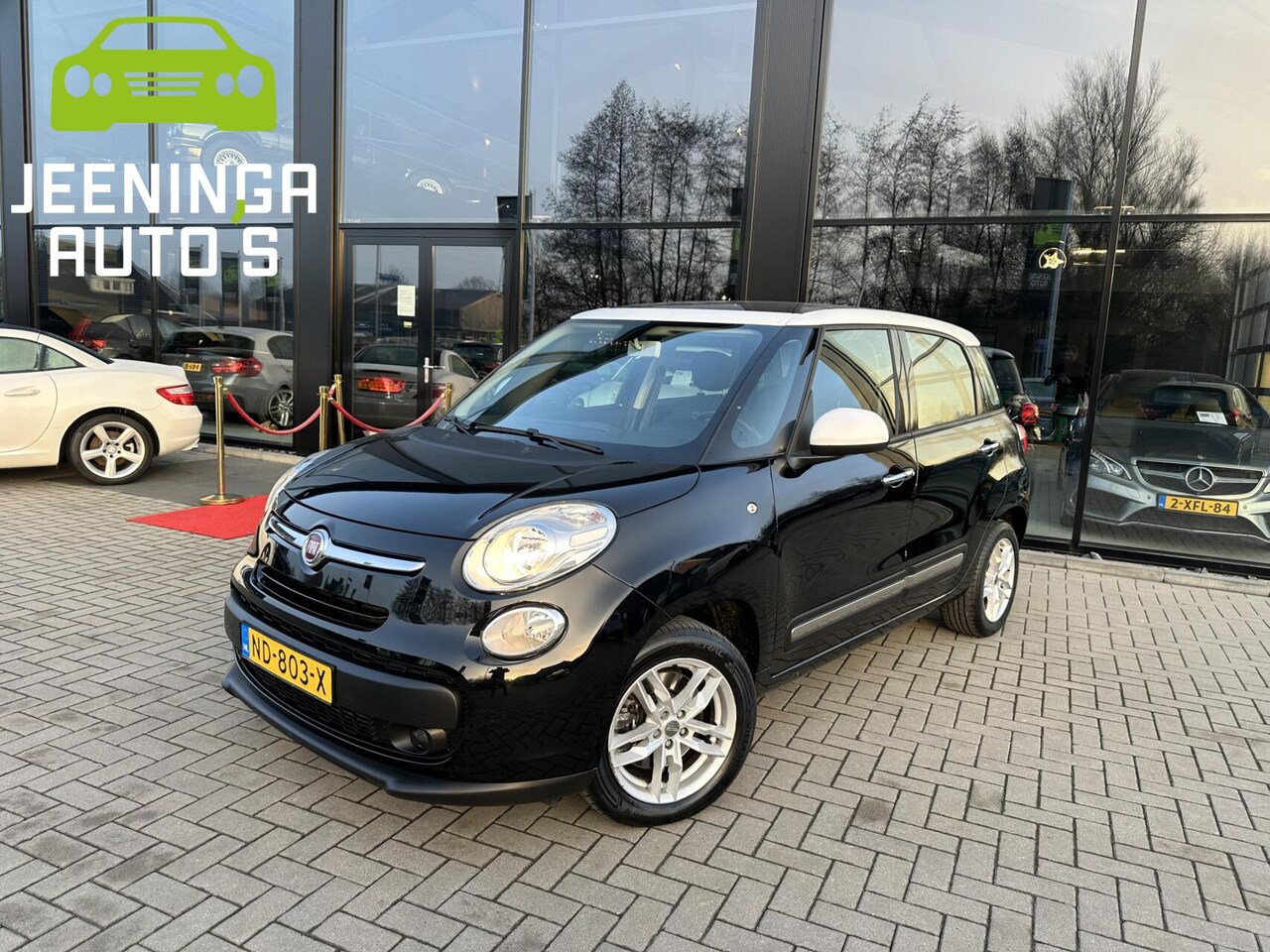 Fiat 500 L - 1.4-T-Jet Lounge|Leer|Pano|Stoelverwarming - AutoWereld.nl