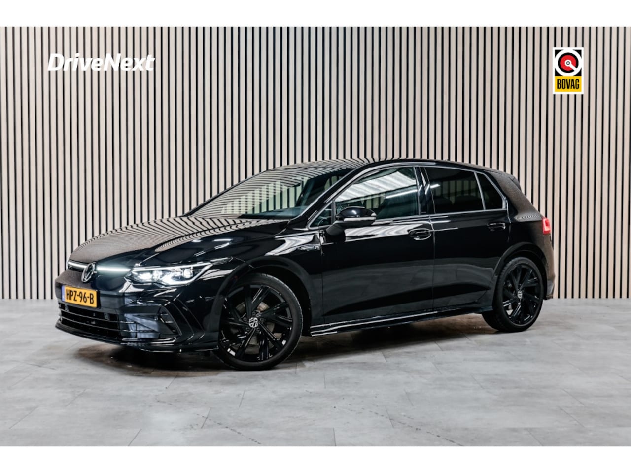 Volkswagen Golf - 1.5 eTSI R-Line Bns - AutoWereld.nl